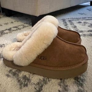 UGG Platform Disquette- FREE SHIPPING!